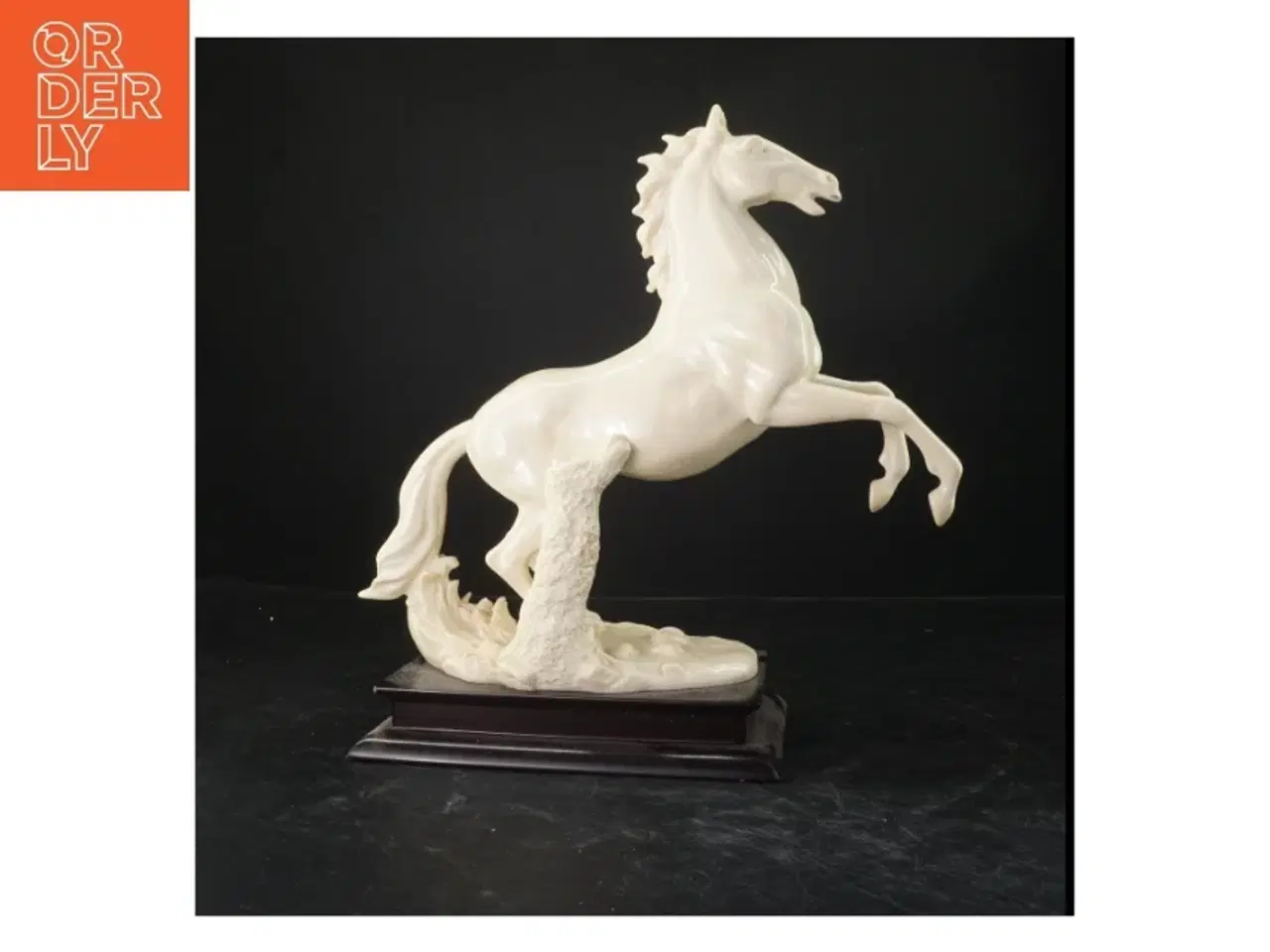 Billede 4 - Stående hesteskulptur (str. 36 cm)