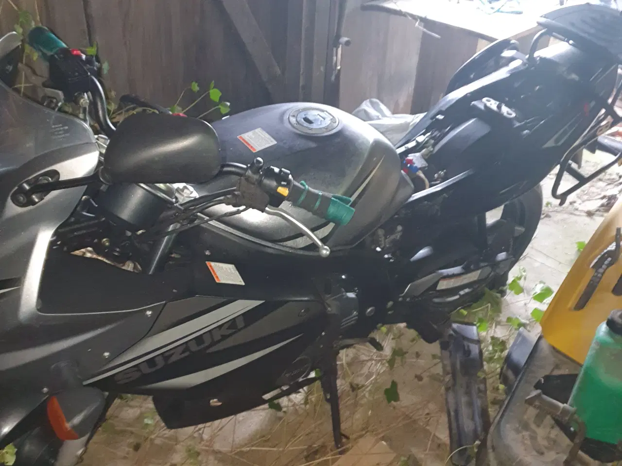 Billede 2 - Fin Suzuki GS 500F - kørt kun 4.500 km