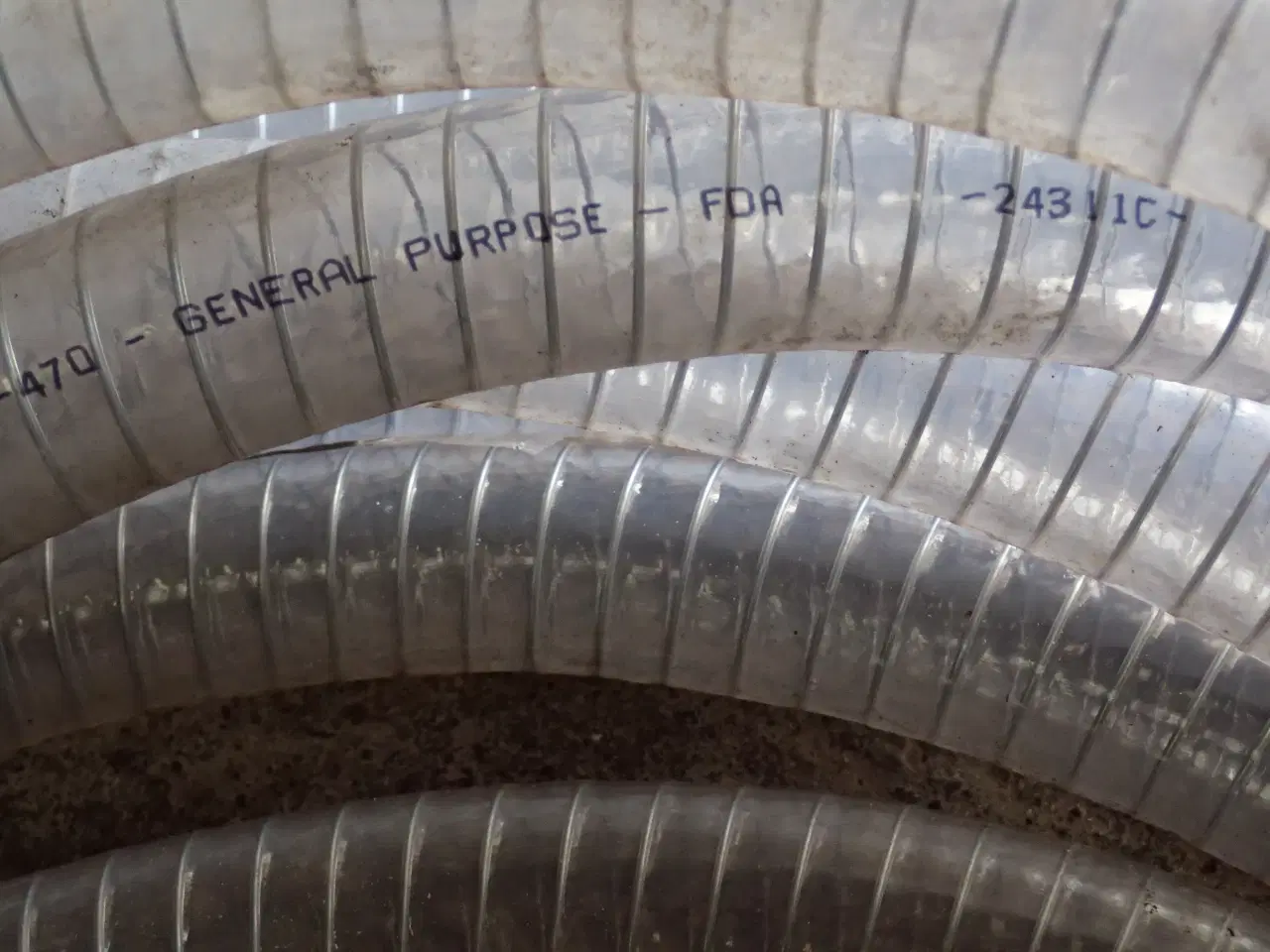 Billede 4 - Slange 1 1/4" klar suge og trykslange.