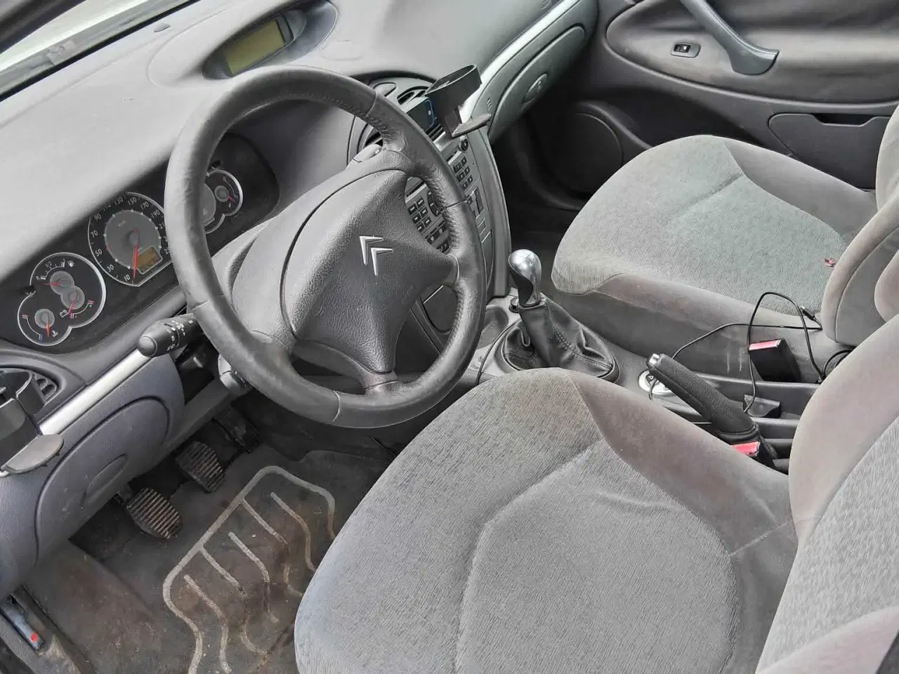 Billede 11 - Fyn s bedste tilbud pt på en kørende bil