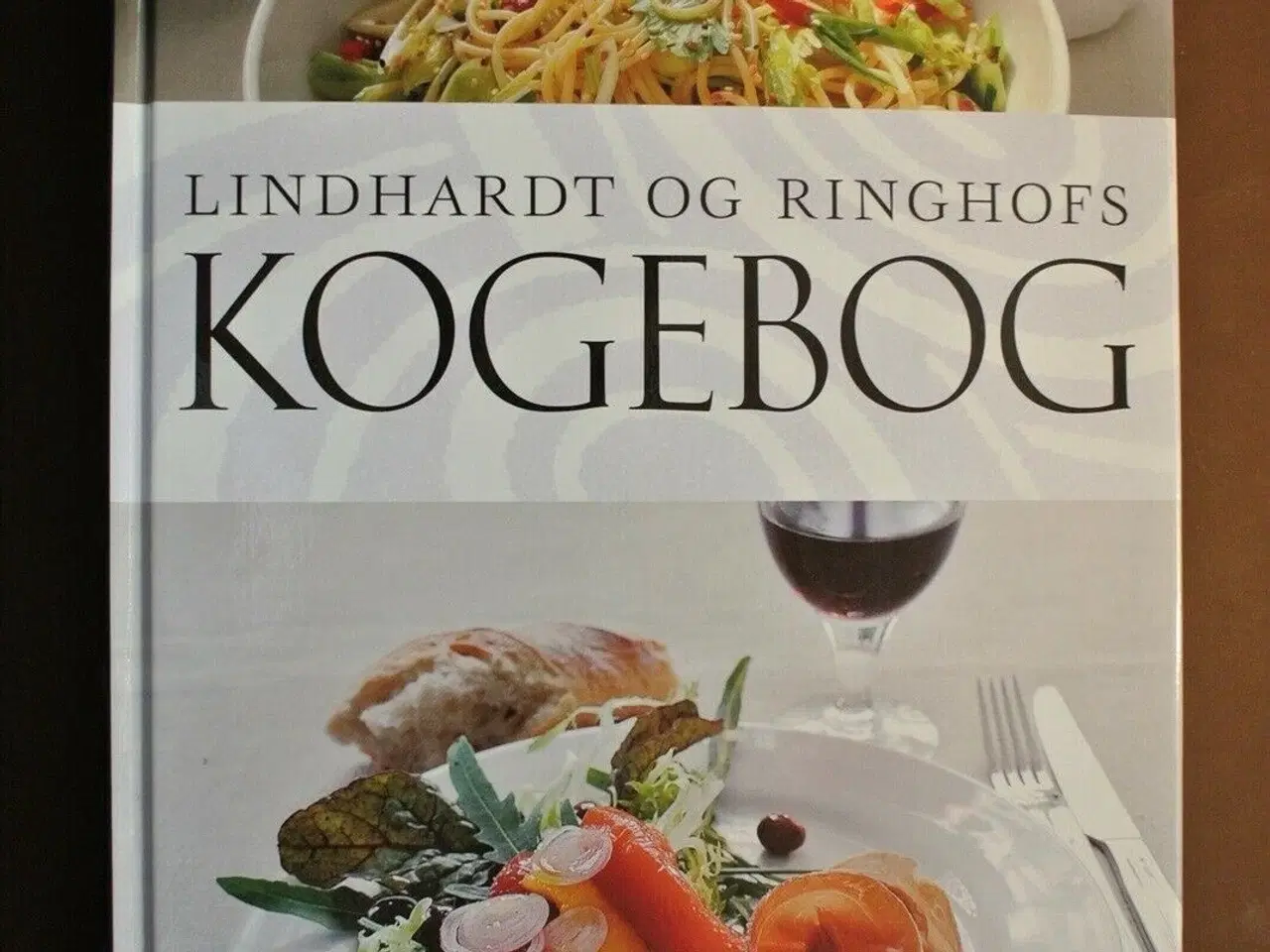 Billede 1 - lindhardt og ringhofs kogebog, oversat og bearbejd