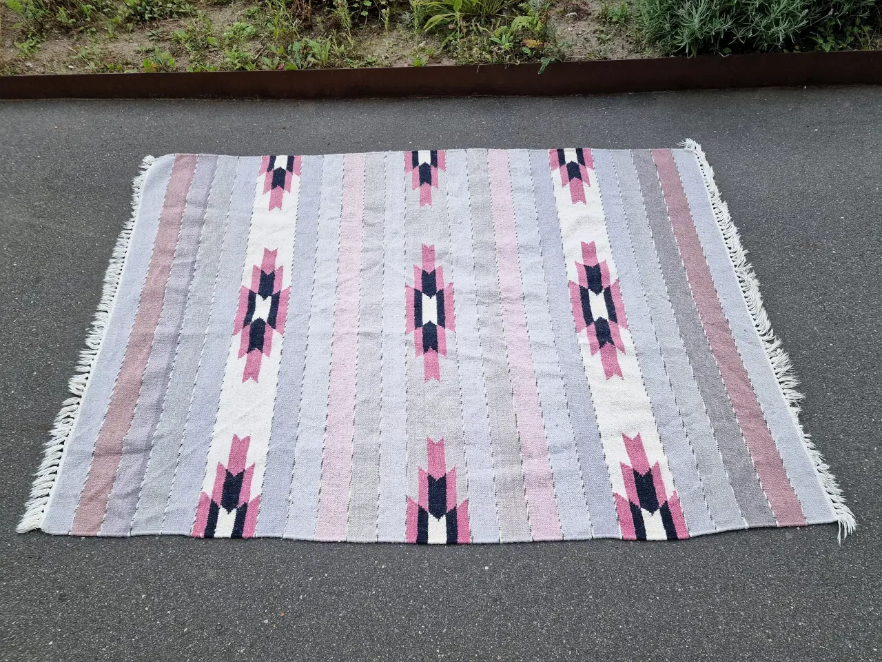 Billede 7 - Håndvævet kelim tæppe.