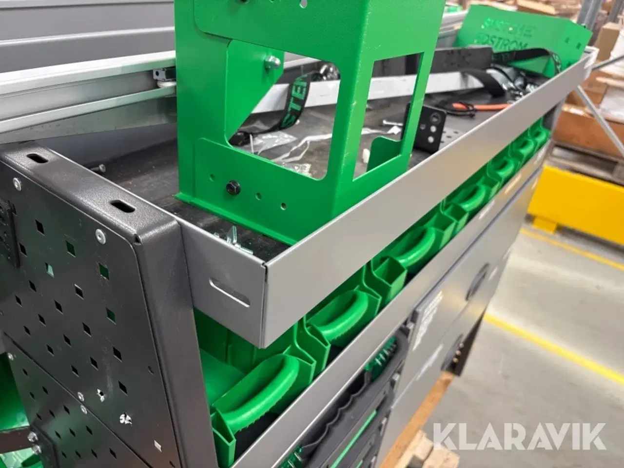 Billede 6 - Inventar til kassebil System Edström - to dele