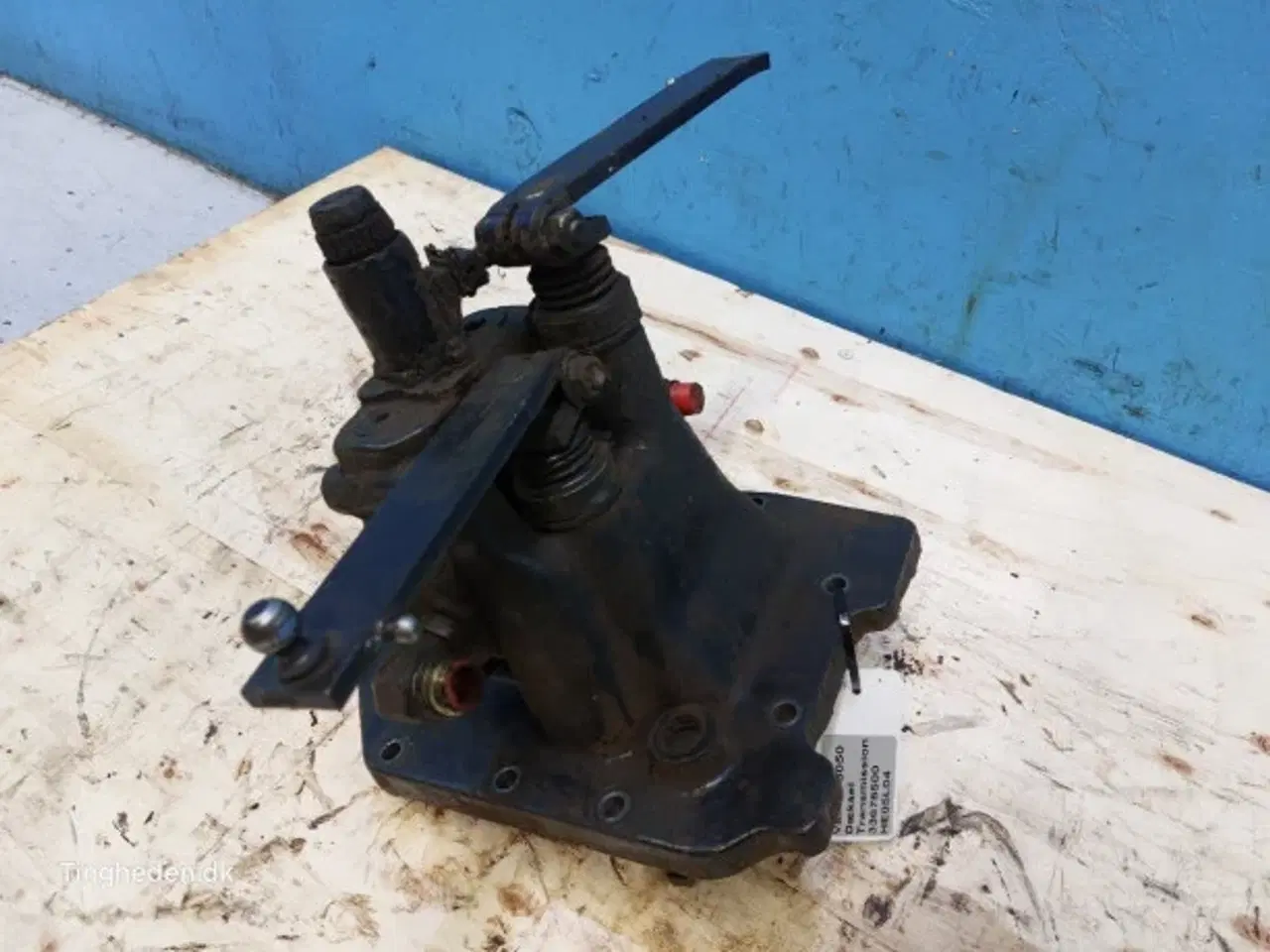 Billede 9 - Valmet 8050 Dæksel Transmission 33678500