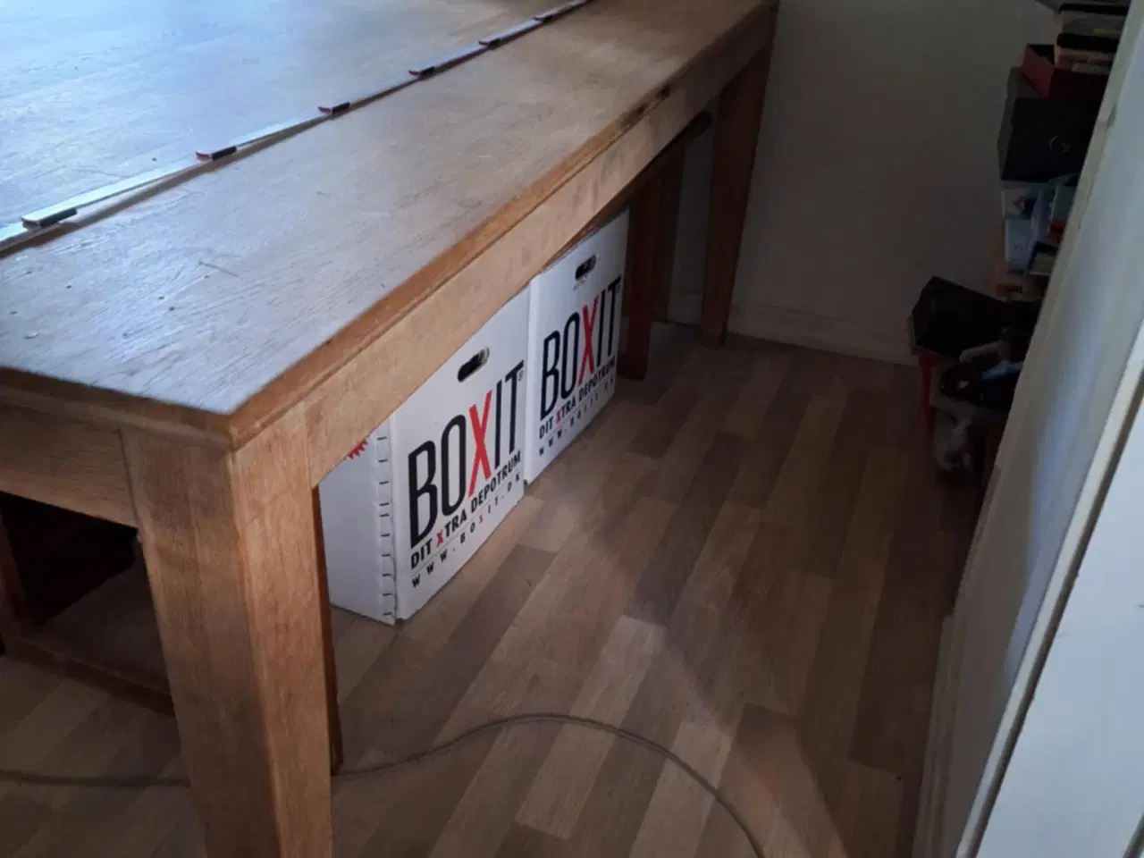 Billede 1 - Spisebord massiv Eg