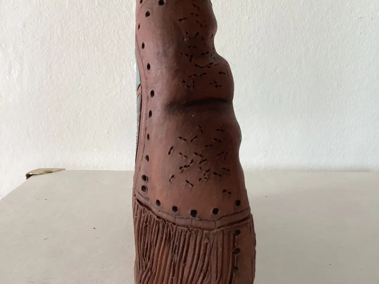 Billede 5 - Vase- skulptur i keramik