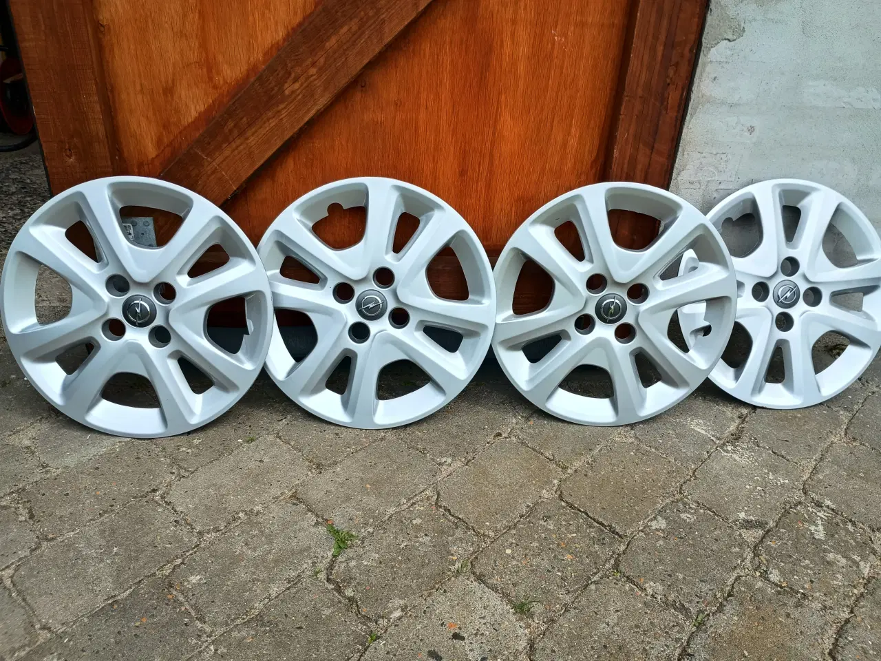Billede 1 - Hjulkapsler til opel Corsa 15