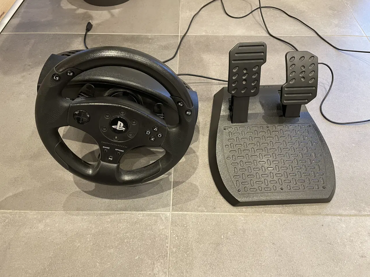 Billede 1 - Racerrat og pedaler fra Thrustmaster