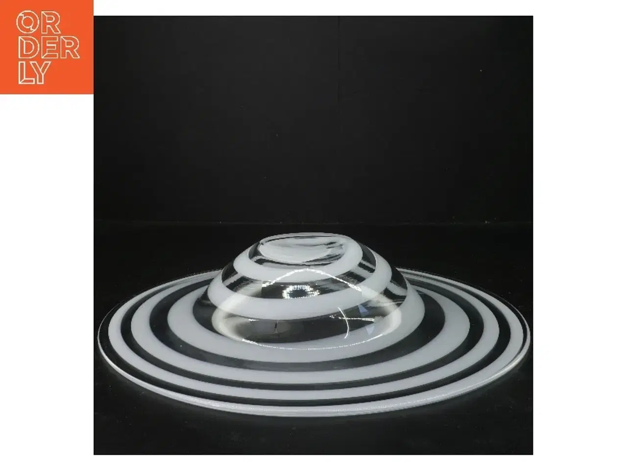 Billede 2 - Glasfad med hvide striber (str. Ø 36 cm)