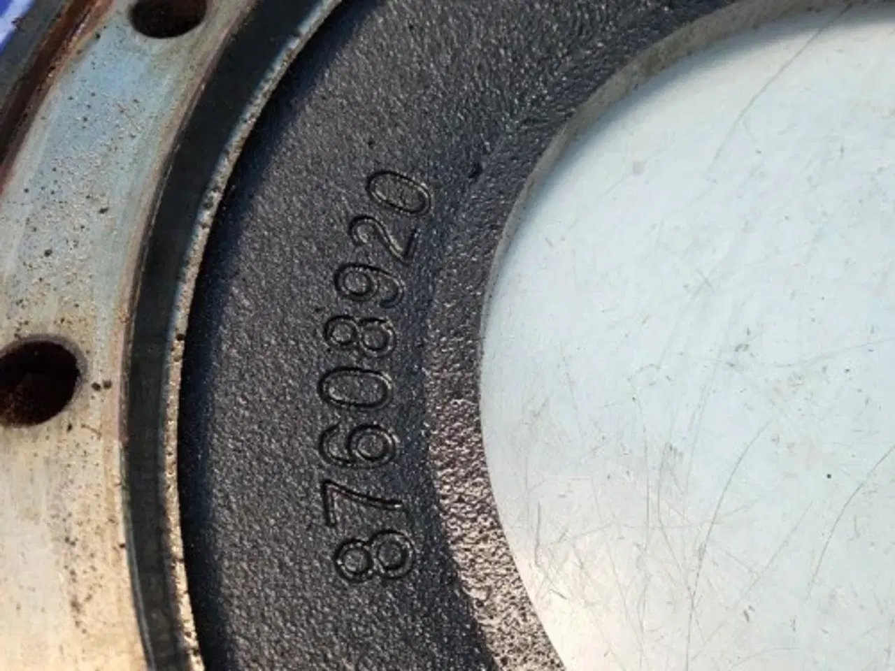 Billede 8 - New Holland T6.160 Afstandsstykke 87608920