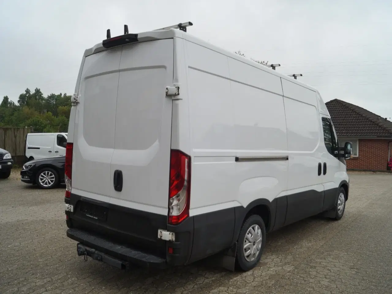 Billede 15 - Iveco Daily 2,3 35S15 12m³ Van