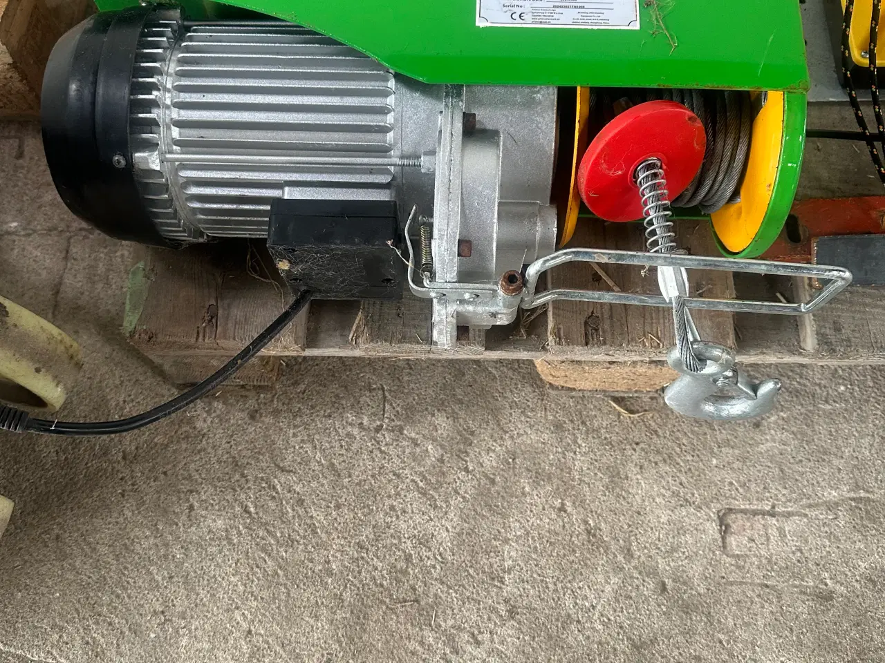 Billede 2 - Elspil 1000 kg med fjernbetjening 