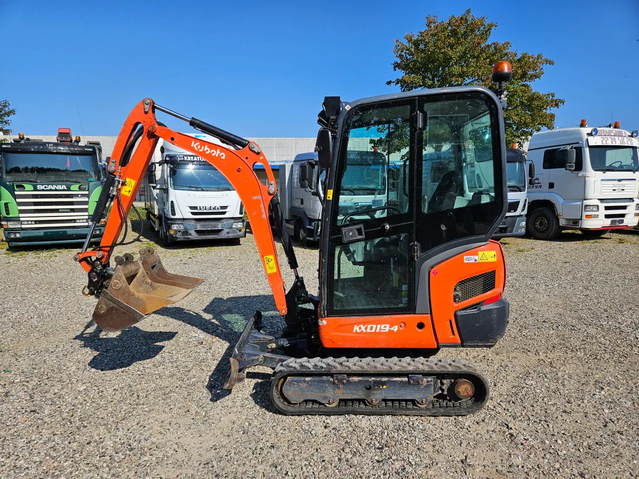 Billede 2 - Kubota KX 019-4 ny tiltman 2024 + 3 skovle