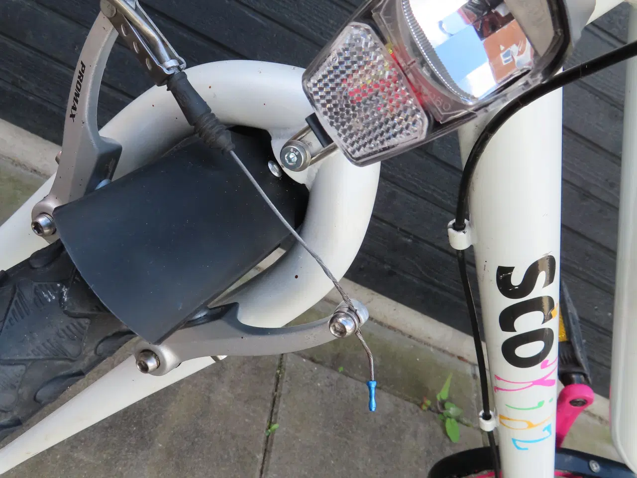 Billede 9 - Super flot totalt renoveret pigecykel 24 tommer