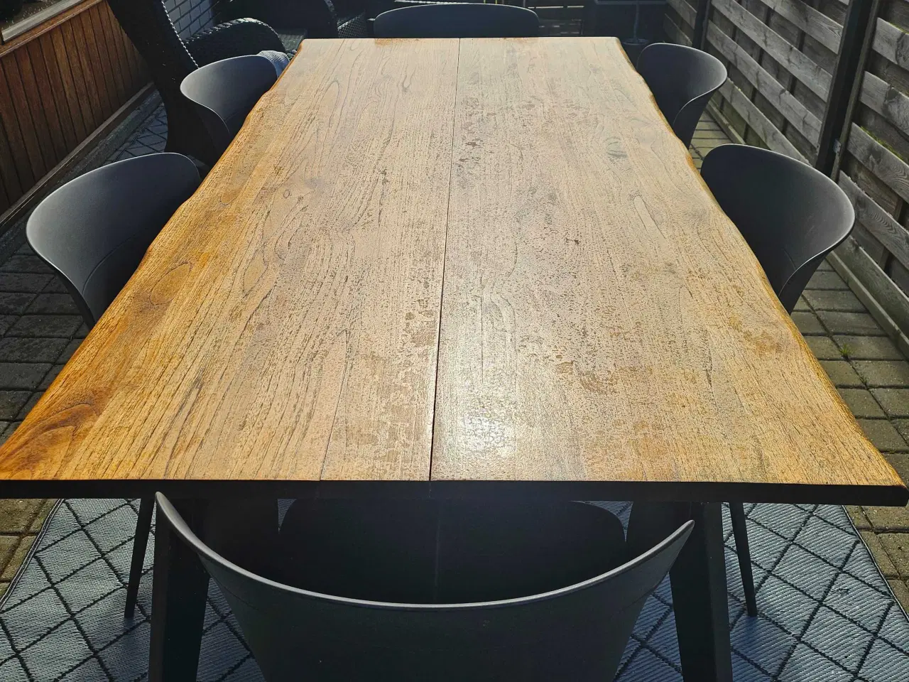 Billede 2 - ILVA plankebord i massivt træ med/ uden 6 stole