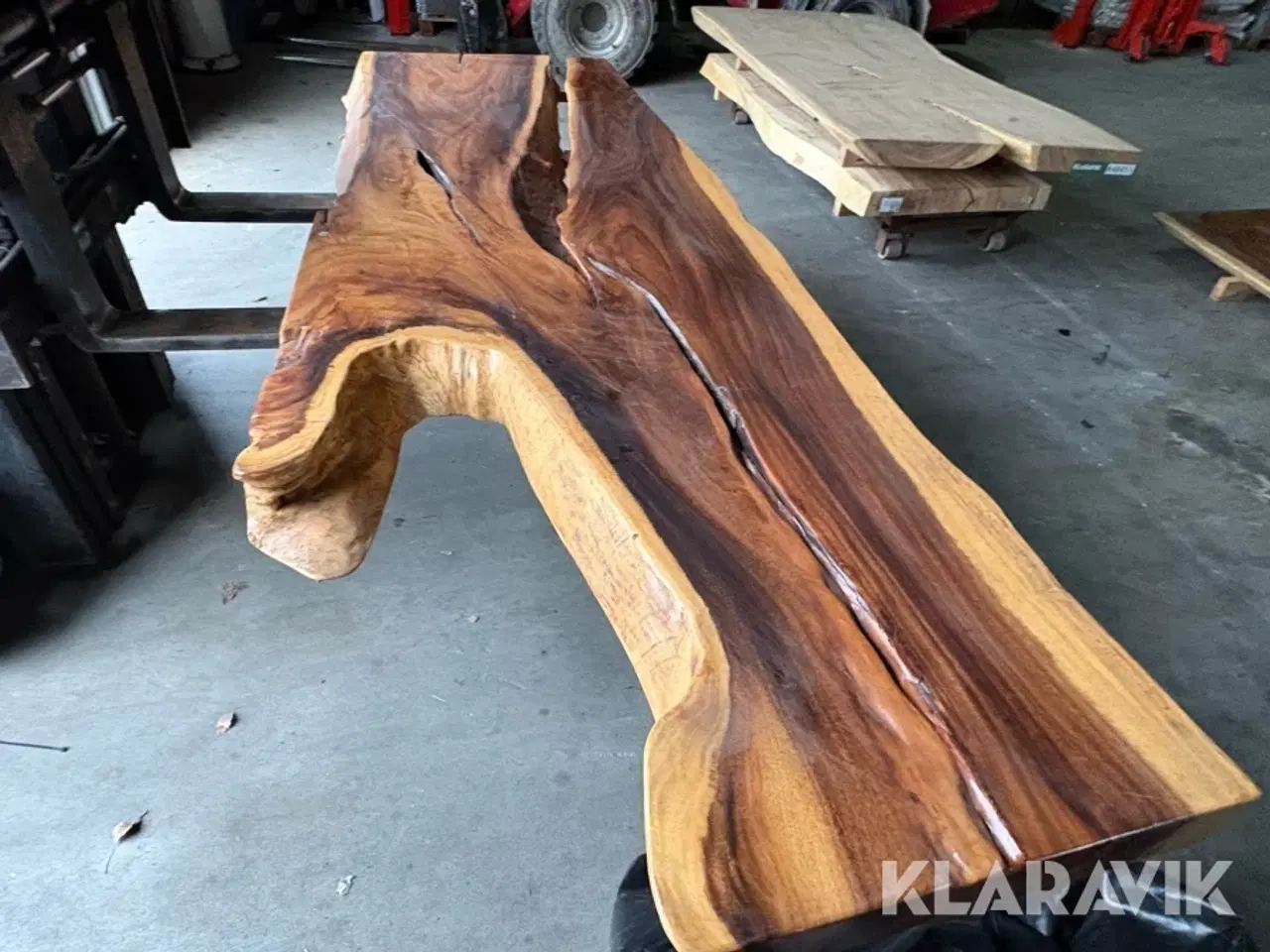 Billede 4 - Plankebordplade akacie lakeret 1 hel planke