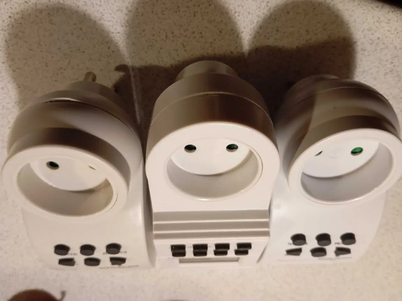 Billede 2 - Timer. Tænd og sluk ur. 