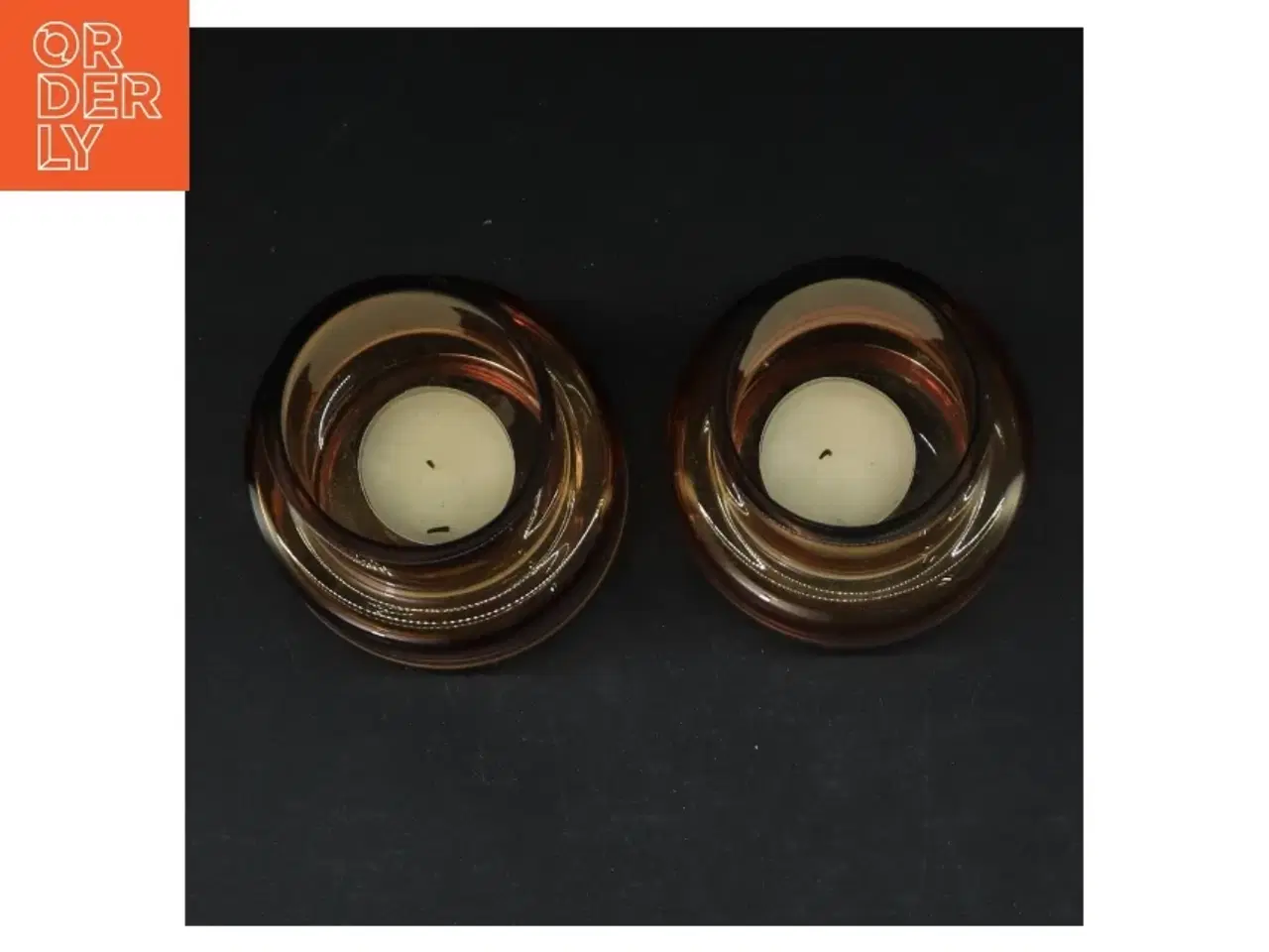 Billede 2 - Sæt af to lysestager (str. 11 cm)