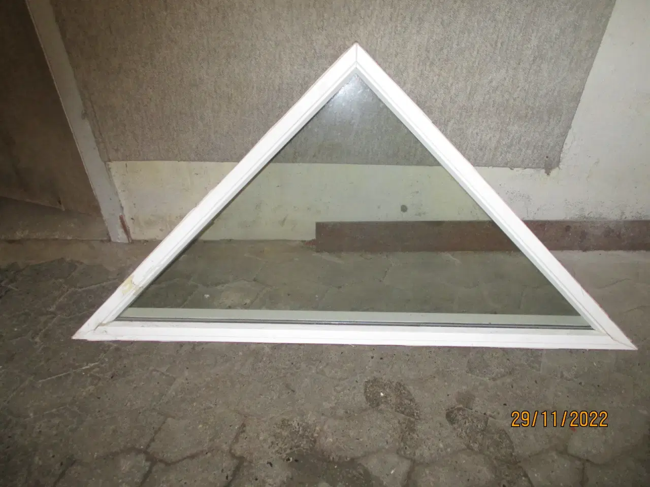 Billede 1 - vindue trekantet