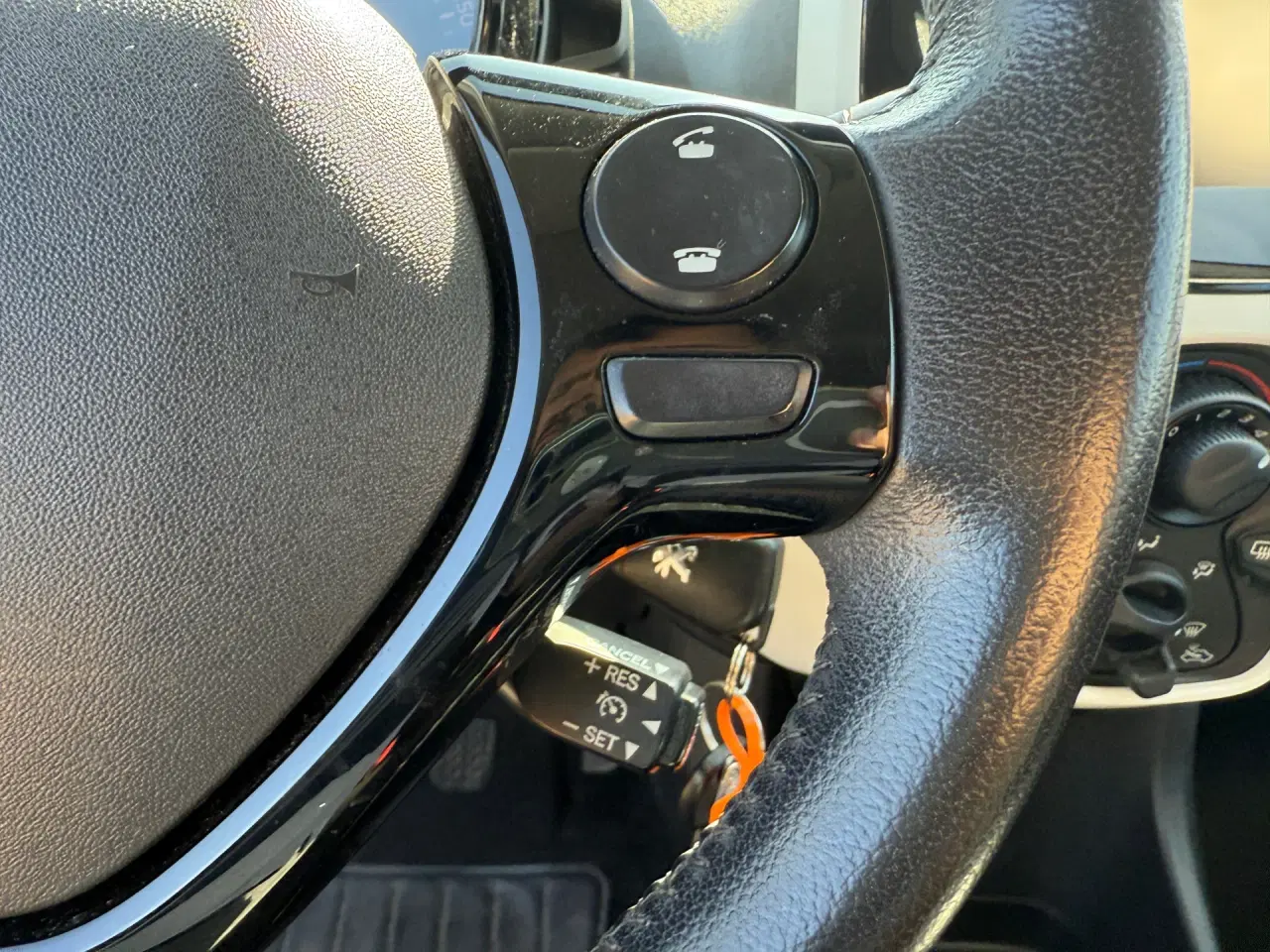 Billede 12 - Peugeot 108 1,0 e-Vti White Edition 69HK 5d