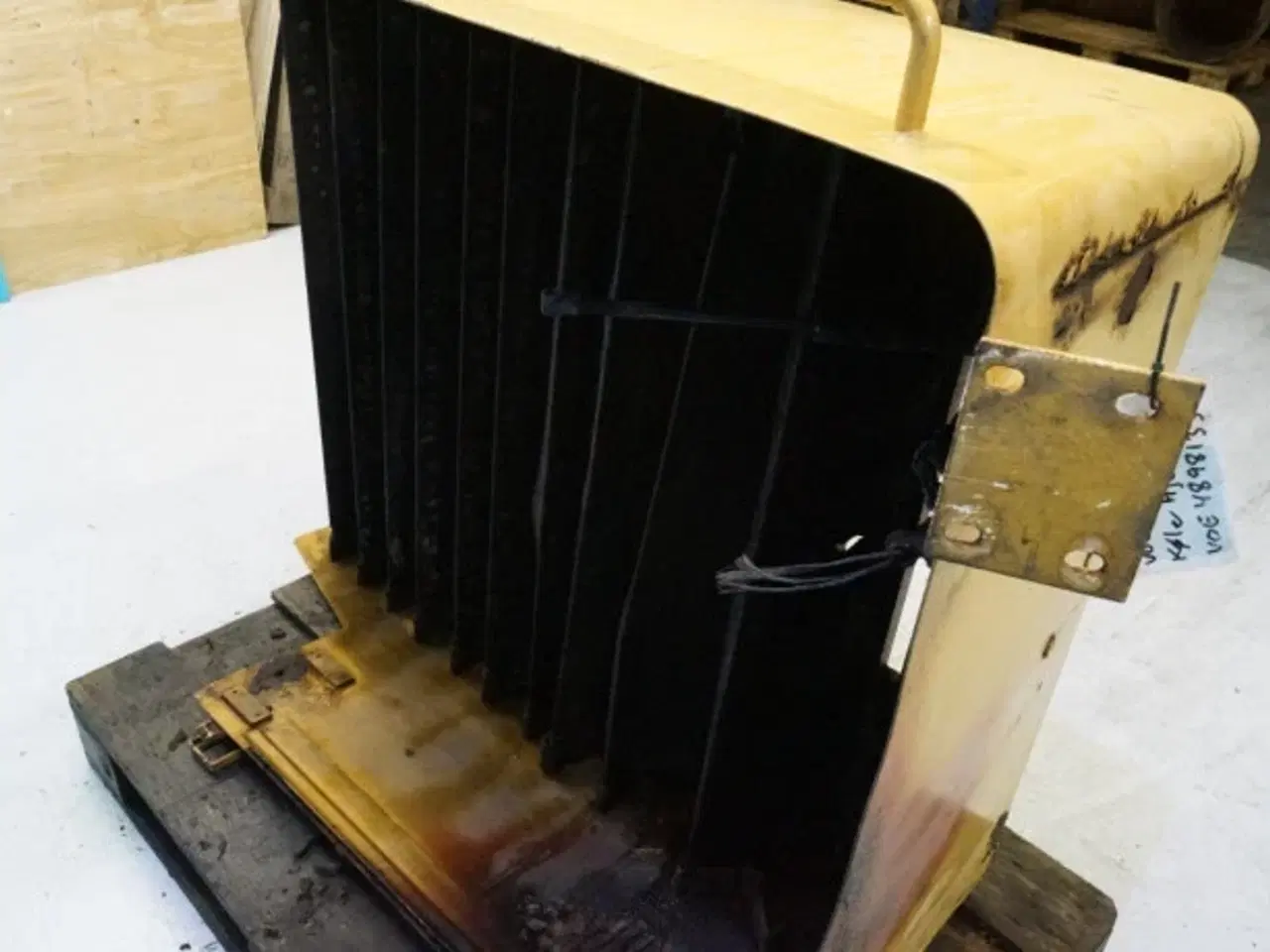 Billede 19 - Volvo L120 Kølerhjelm VOE4898133