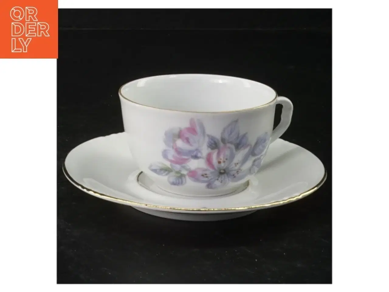 Billede 1 - Porcelænskopper og underkopper med blomstermotiv