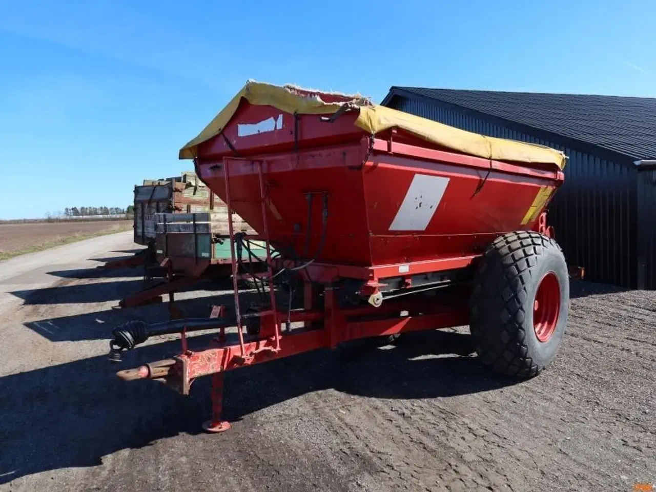 Billede 1 - GØDNINGSSPREDER