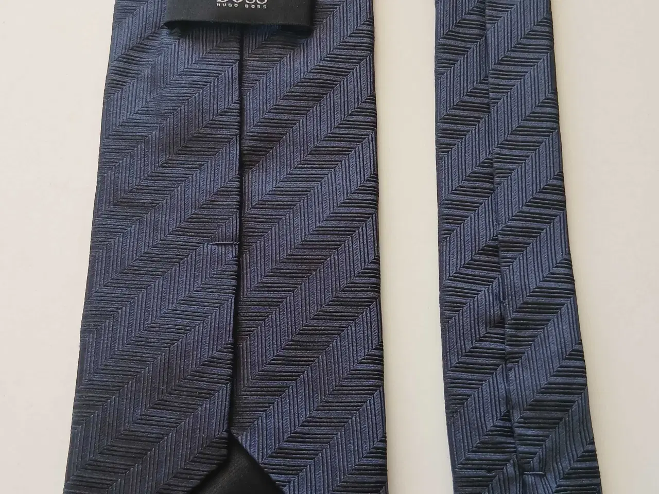 Billede 3 - Slips. Hugo Boss 