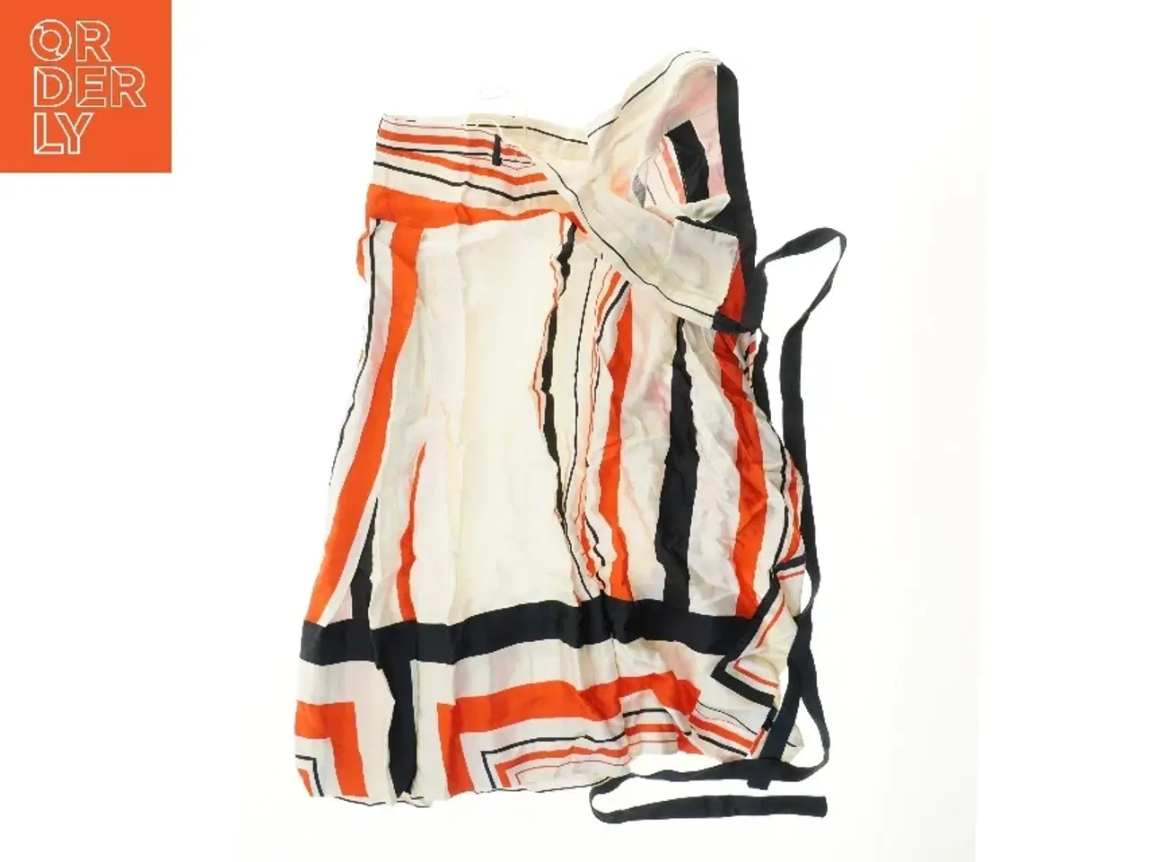 Billede 2 - Satin nederdel ubrugt (str. S)