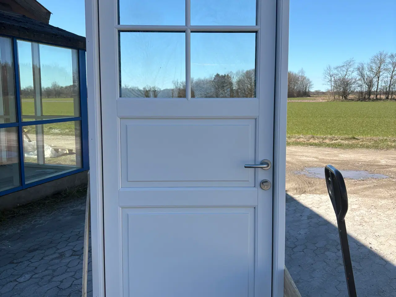 Billede 2 - Ny facadedør træ/alu