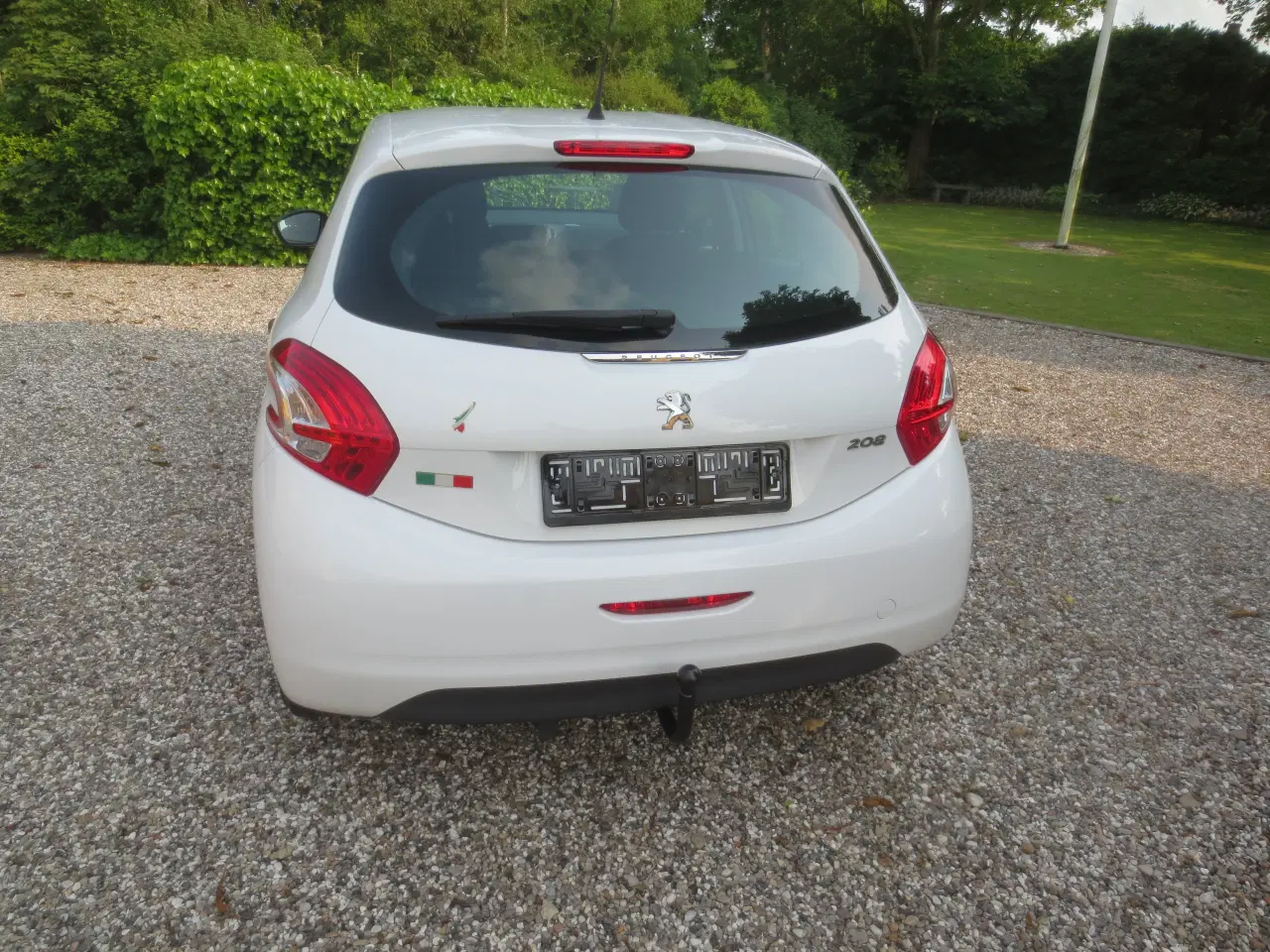Billede 8 - Peugeot 208 1.0 VTi År 2014. Km 123. 