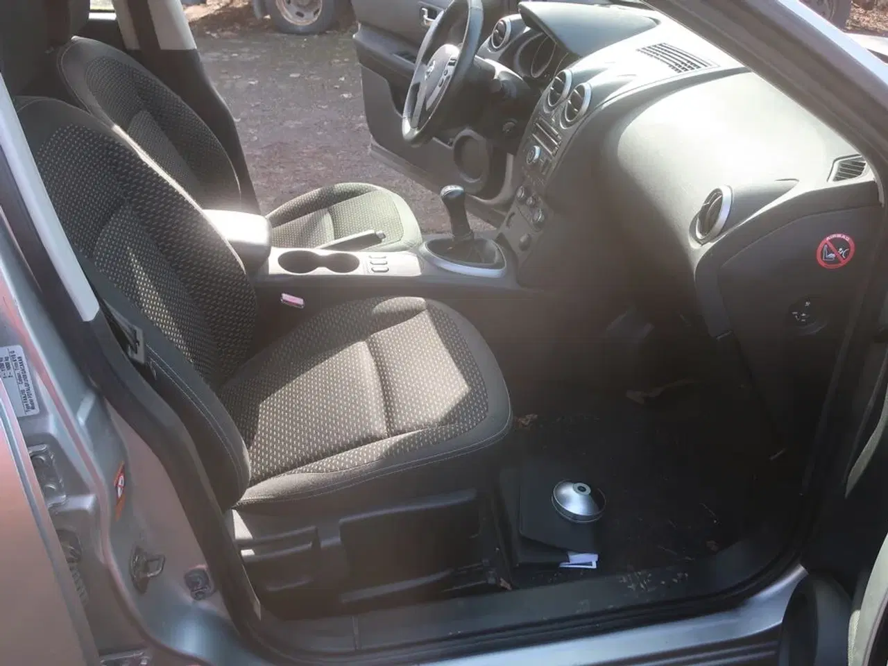 Billede 23 - Personbil NISSAN QASHQAI 1.6 (momsfri)