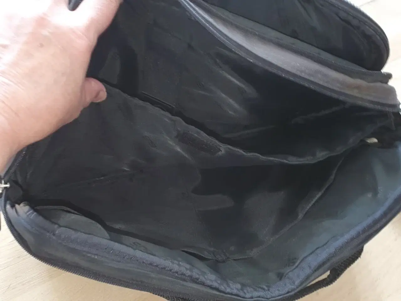 Billede 4 - Computertaske 	