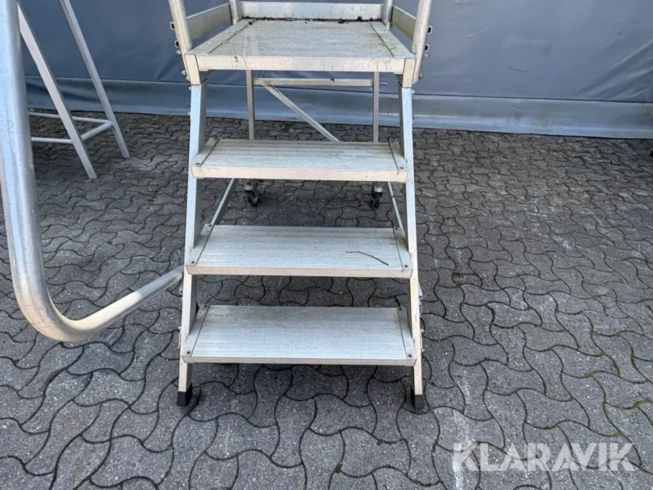Billede 5 - Trappe med platform på hjul Zarges
