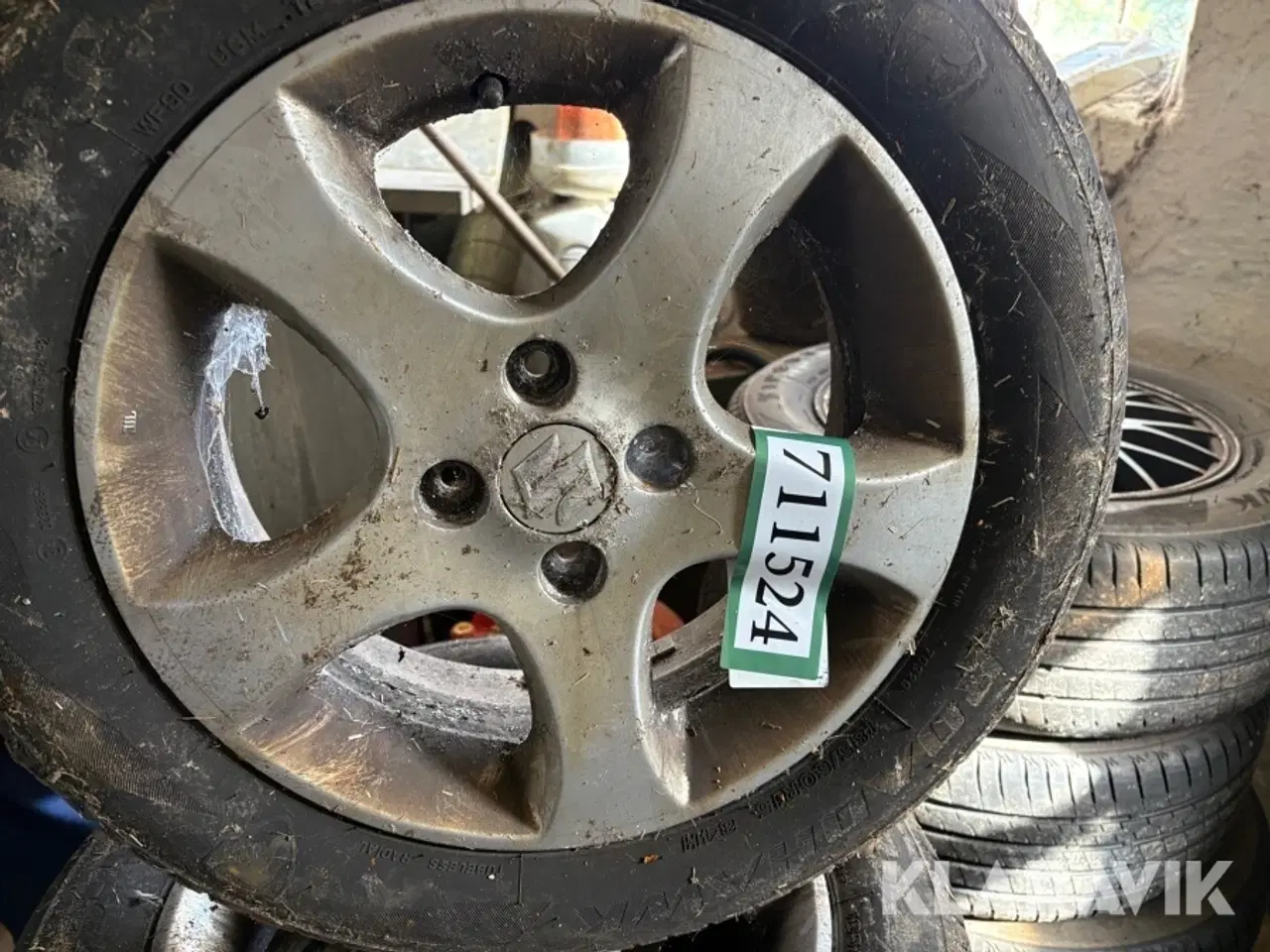 Billede 2 - Dæk med fælge Suzuki / firestone 15”