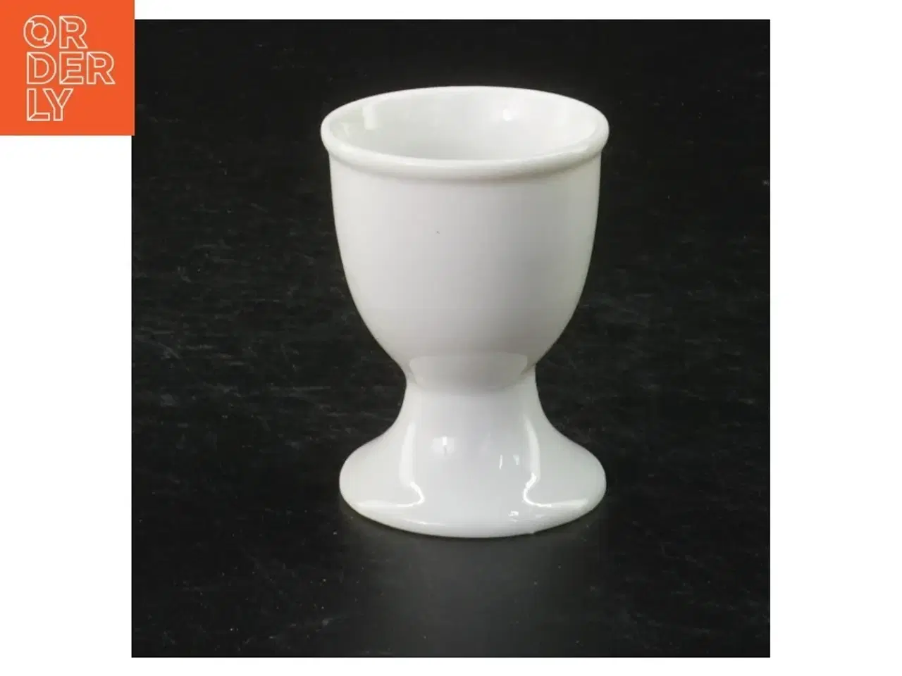 Billede 1 - Hvidt æggebæger (str. H. 6,5 cm. ø 5 cm)