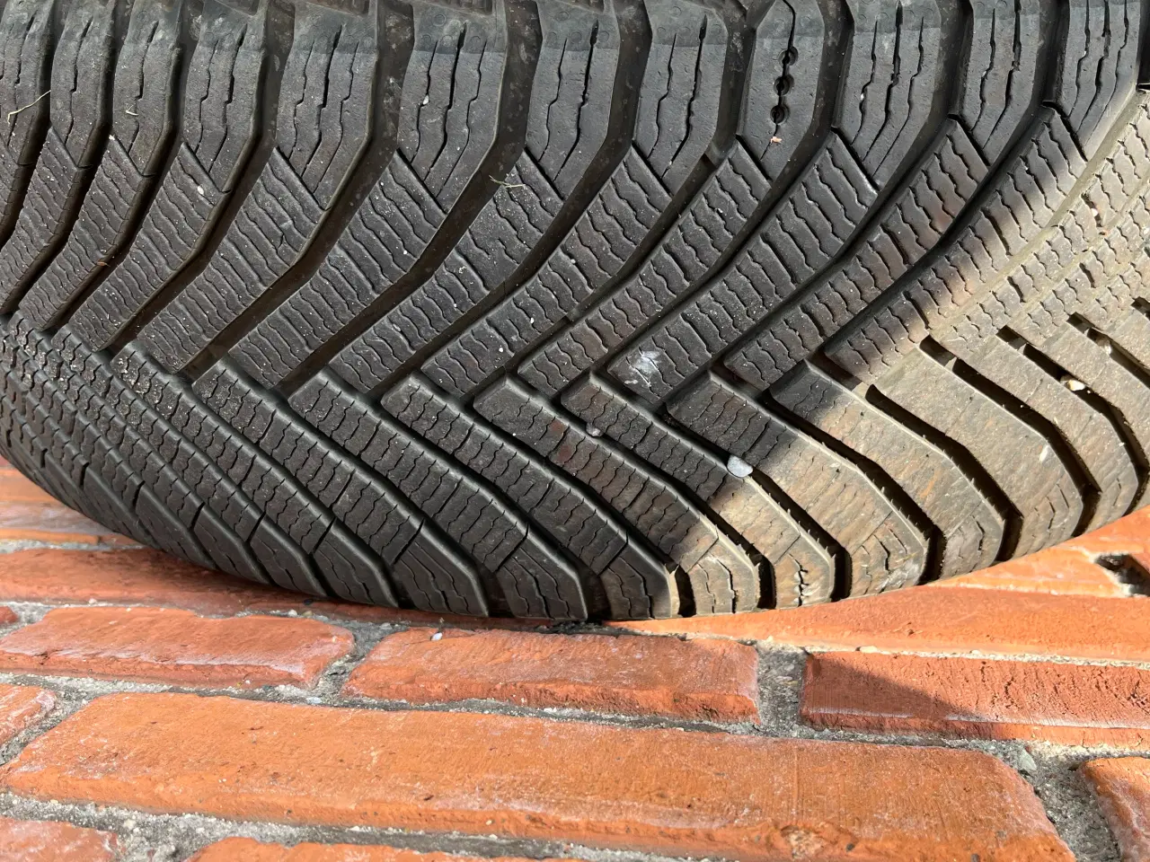 Billede 5 - Michelin Alpin 7.  205 / 55 R 16    91T 