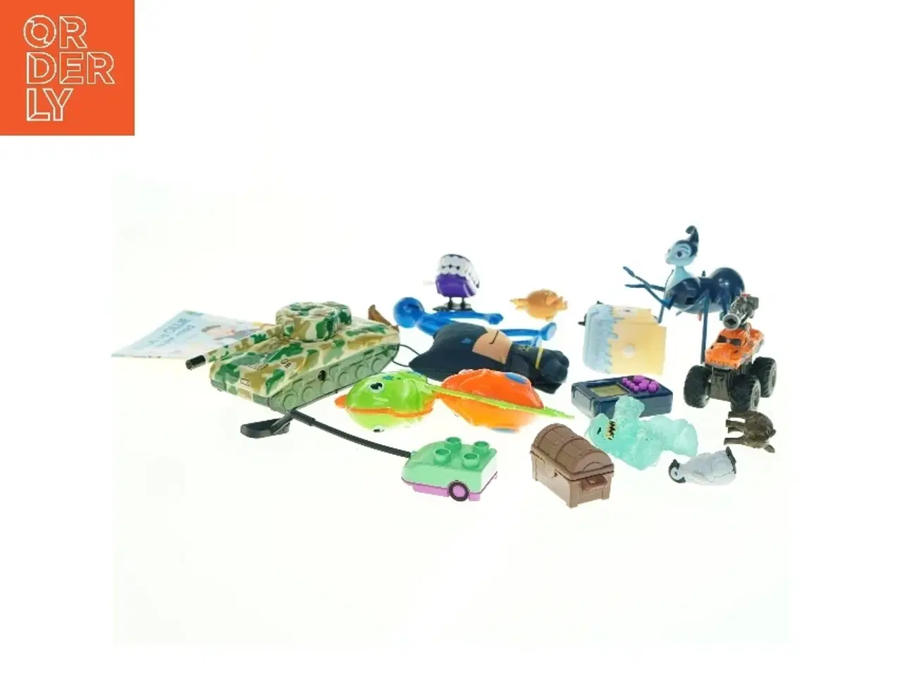 Billede 2 - Blandet legetøjssamling fra 4 X 4 Cm Til 6 X 12 Cm (str. 4 x 4 cm - 6 x 12 cm)