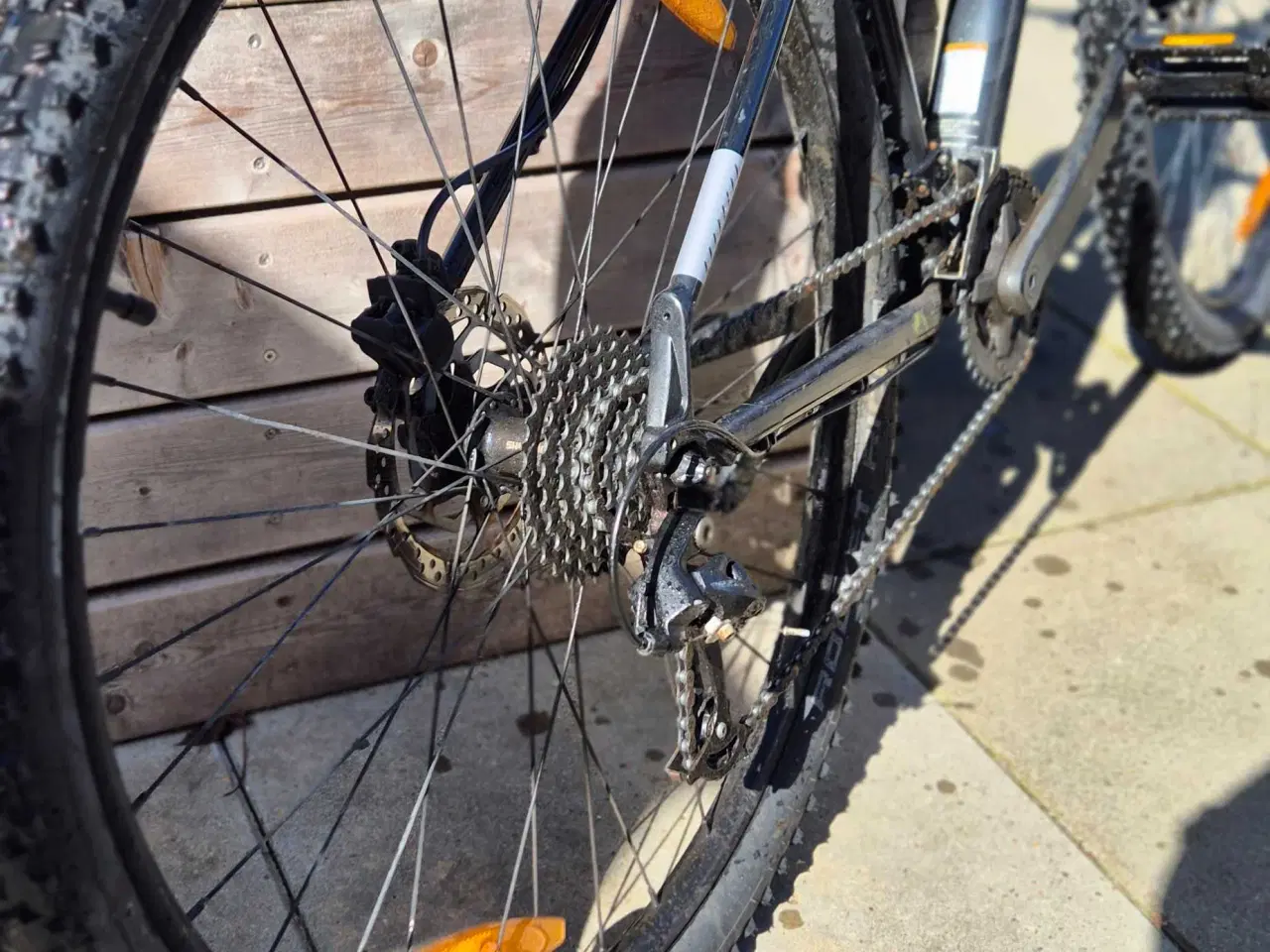 Billede 8 - Velholdt Mountain Bike. 