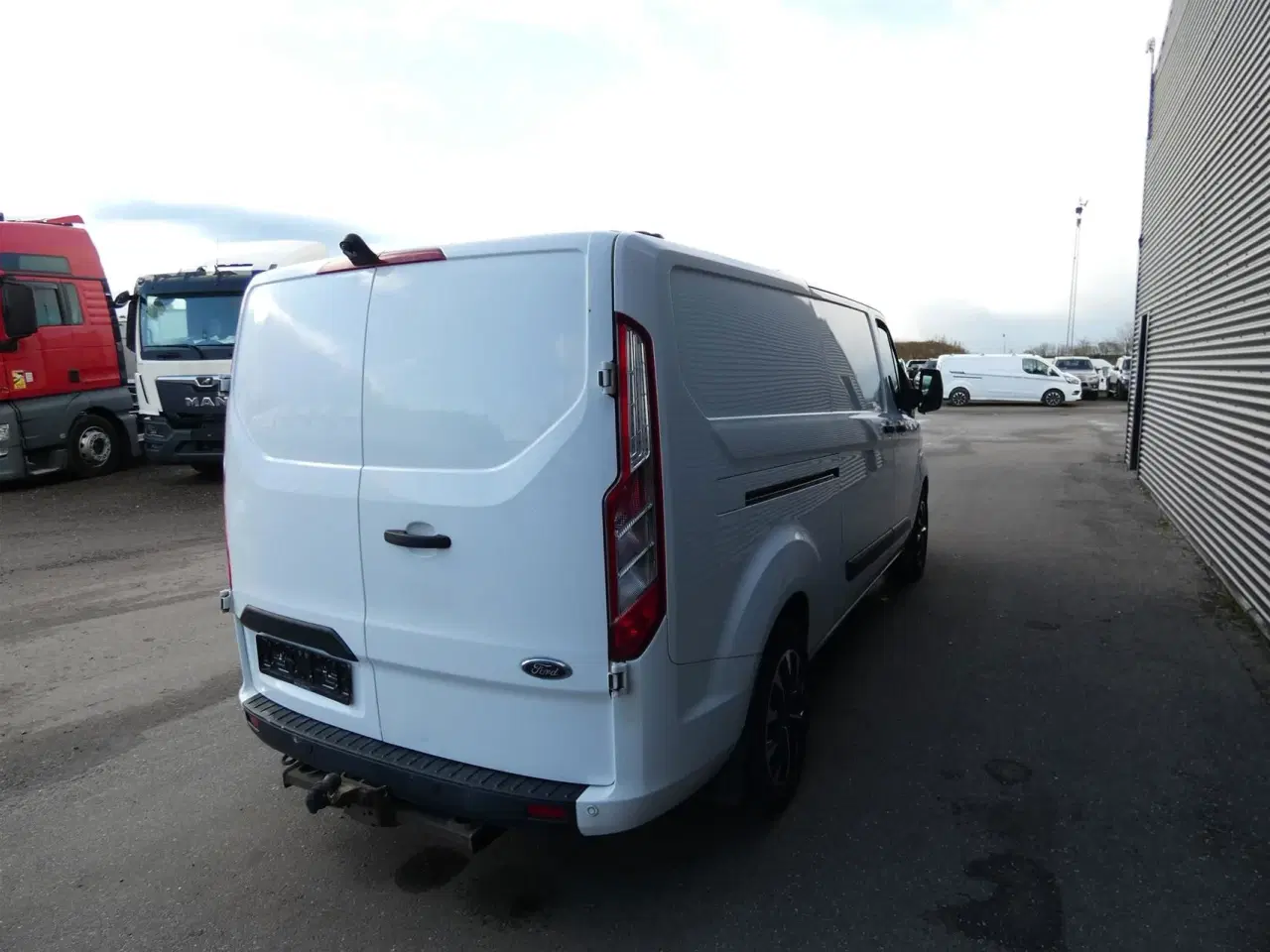 Billede 5 - Ford Transit Custom 300 L2H1 2,0 TDCi Trend 170HK Van 6g Aut.