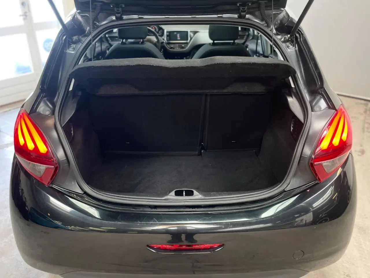 Billede 7 - Peugeot 208 1,6 BlueHDi 100 Desire Sky