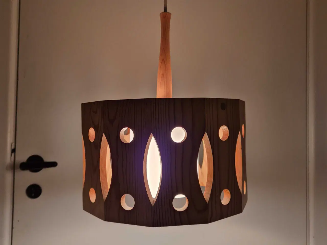 Billede 5 - Sjældne svenske retrolamper i fyrretræ 