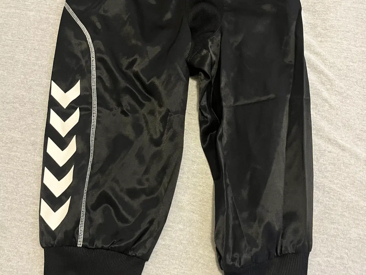 Billede 1 - Knickers fra Hummel. 