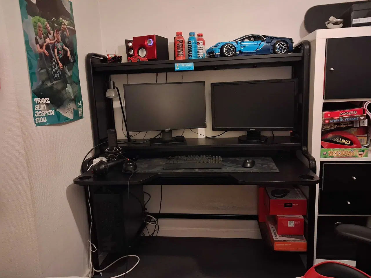 Billede 1 - Fedt gamerbord fra Ikea