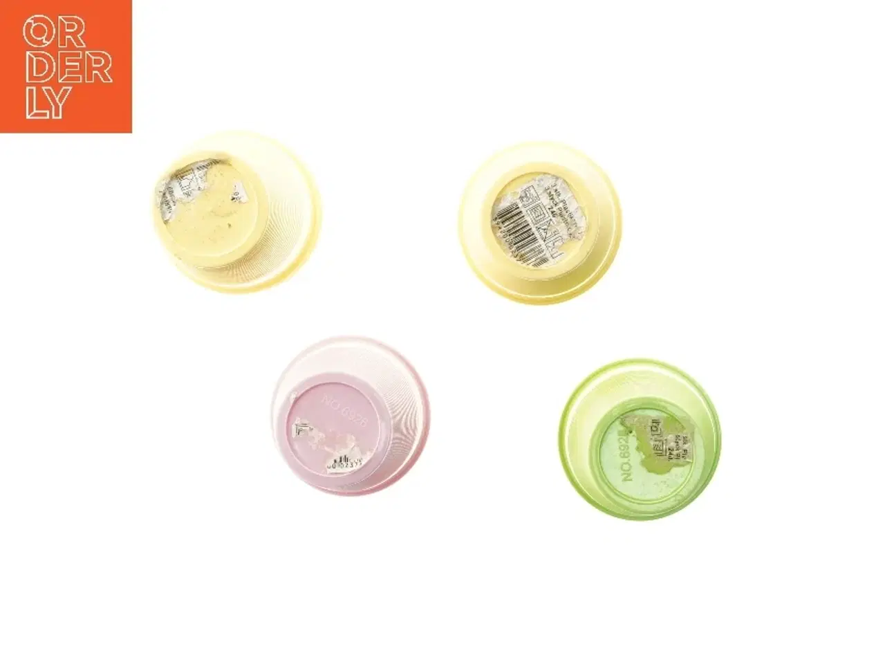 Billede 4 - Plastikkopper, 6 stk (str. 6 styk. ø. 7,5 cm. højde. 11 cm)
