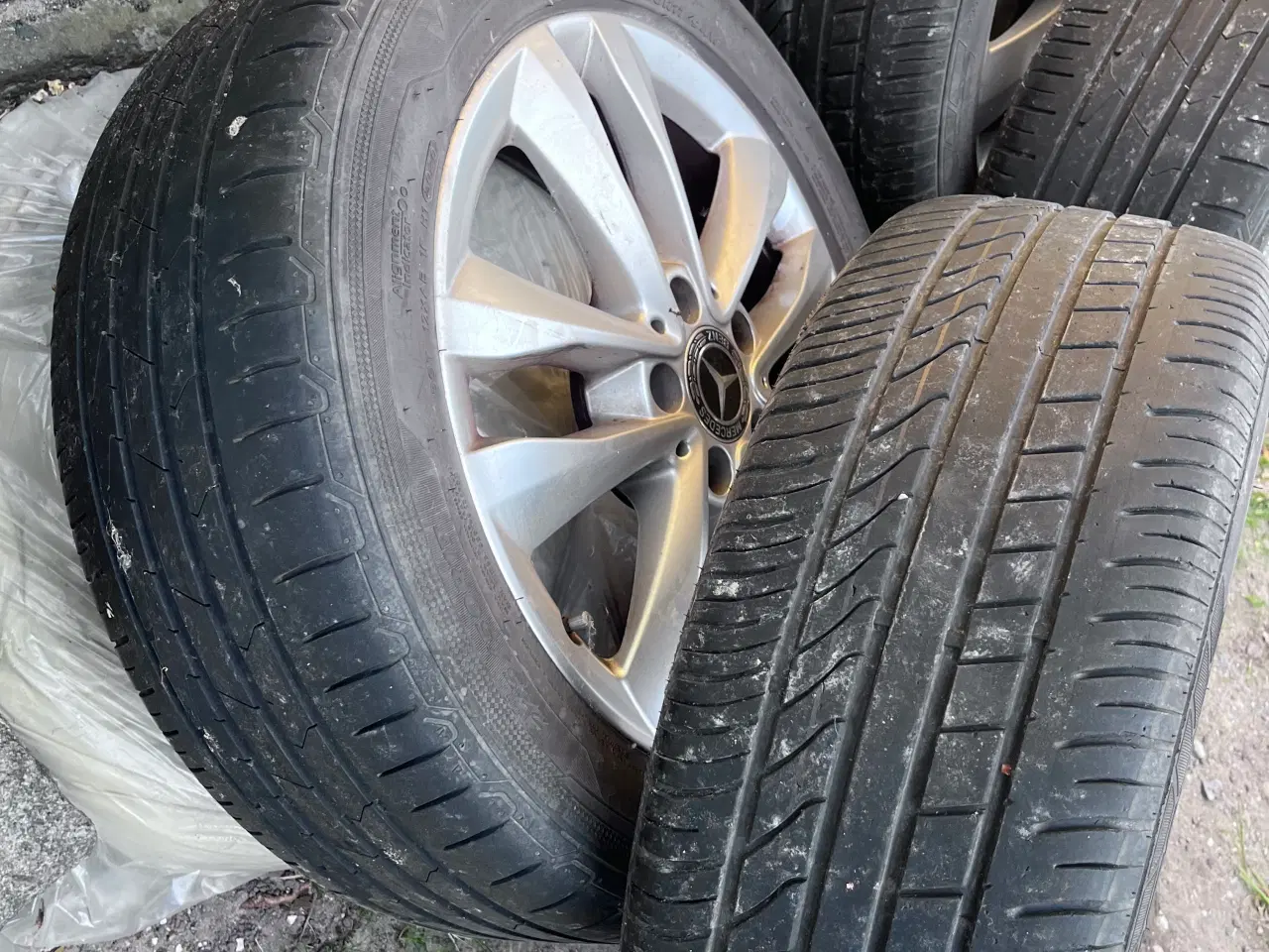 Billede 6 - Mercedes fælge med dæk 