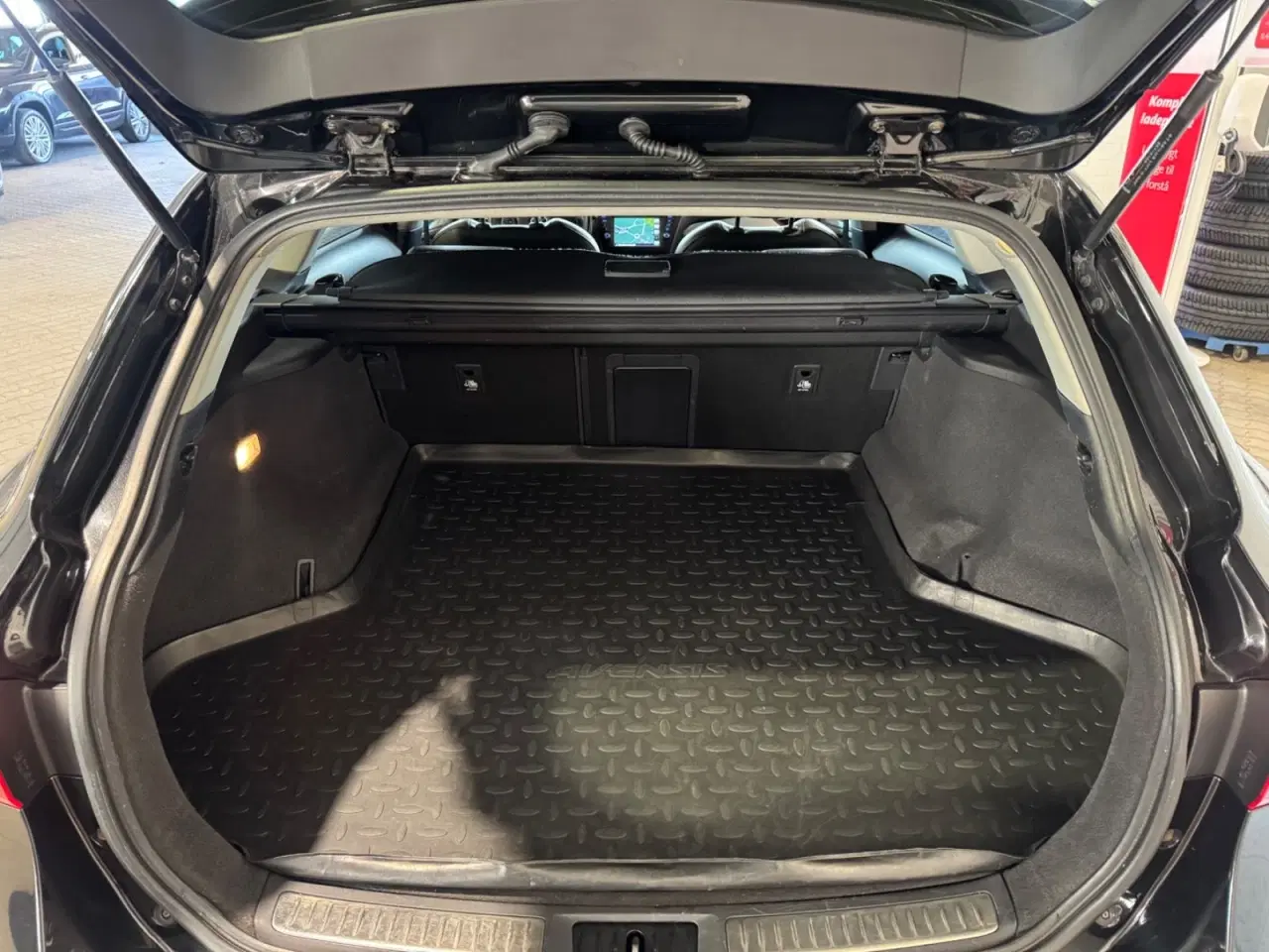 Billede 13 - Toyota Avensis 1,8 VVT-i T2 Executive Touring Sports