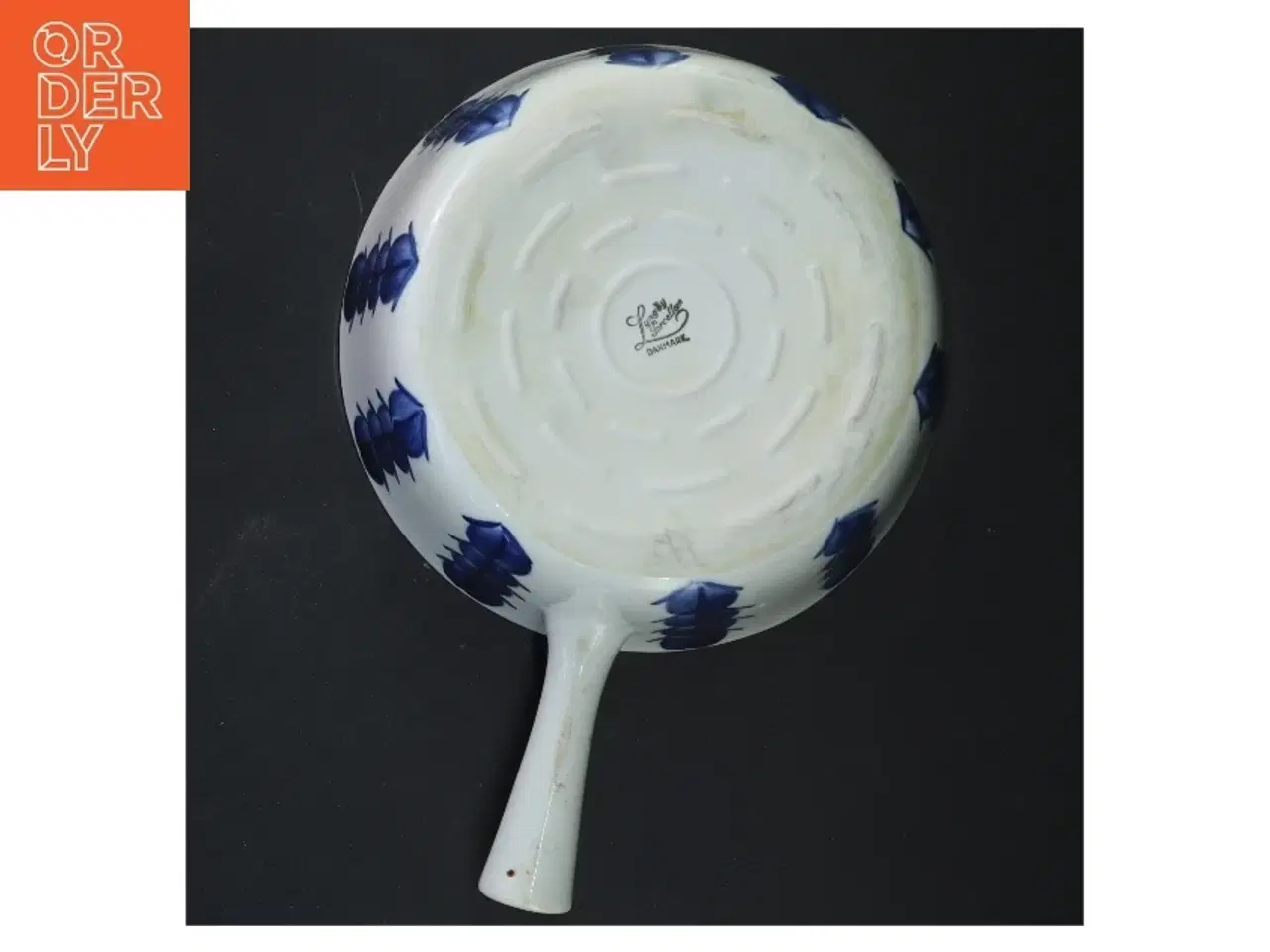 Billede 2 - Rund gryde med håndtag (str. Ø 18x8 cm)