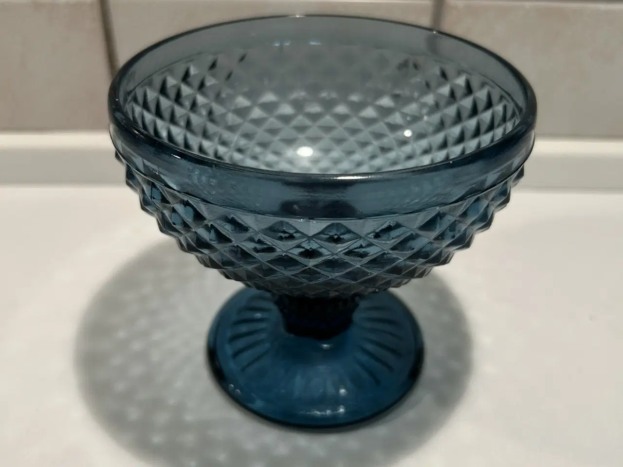 Billede 3 - Flot blå glas opsats