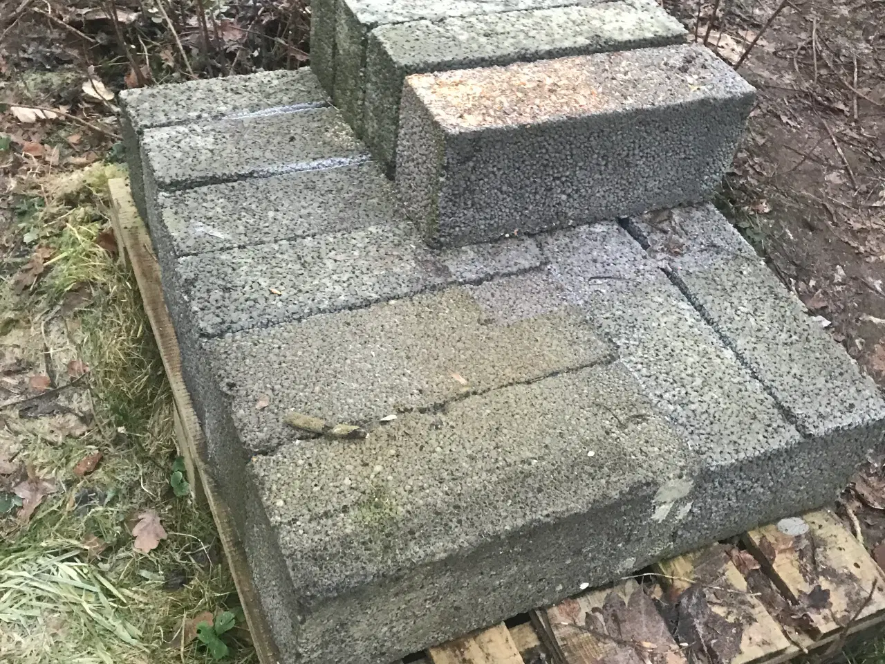 Billede 1 - Gratis 14 Lecablokke Letbeton